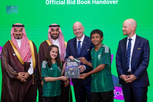 Prince Abdulaziz bin Turki bin Faisal, Ministere des Sports, Yasser Al-Misehal, Président de la fédération Saudienne de Football, Gianni Infantino, Président de la FIFA