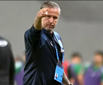 laurentiu-reghecampf-in-tunisia